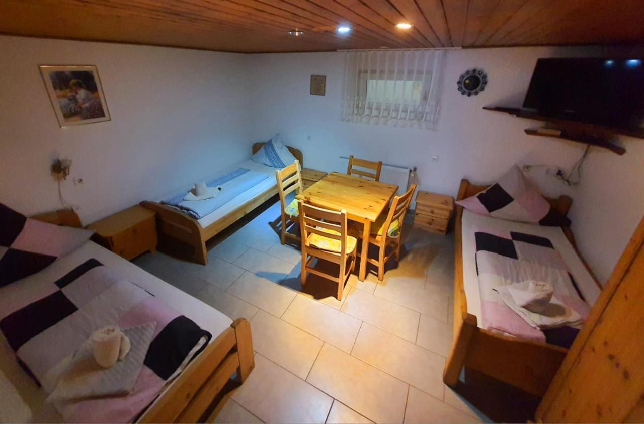 Gaestehaus Terrana Wathlingen ภายนอก รูปภาพ